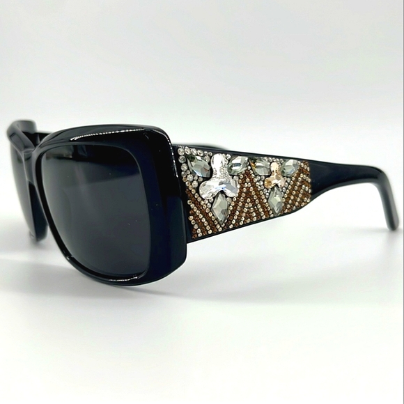 Jimmy Crystal New York Accessories - ✨Jimmy Crystal NY  🕶️ Swarovski Crystals Embellished Sunglasses GL993 |